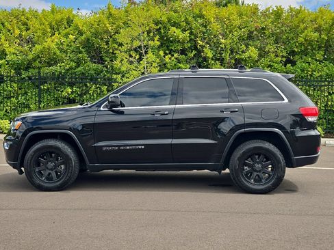 Used 2018 Jeep Grand Cherokee Laredo AWD/4WD image 7