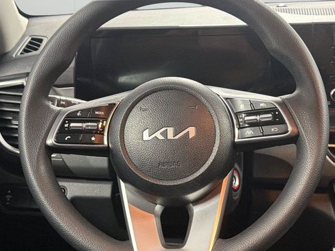 Used 2024 Kia Seltos LX AWD/4WD image 22