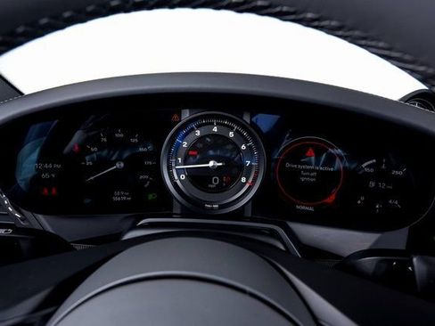 Used 2024 Porsche 911 Carrera 4S image 34