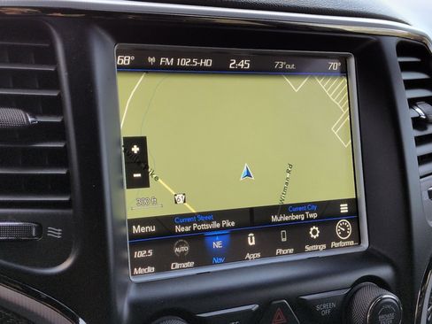 Used 2018 Jeep Grand Cherokee Trackhawk AWD/4WD image 14