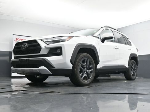 Used 2024 Toyota RAV4 Adventure image 20