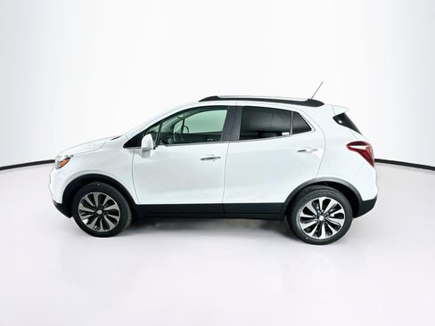 Used 2022 Buick Encore Preferred w/ Safety Package II AWD/4WD image 4
