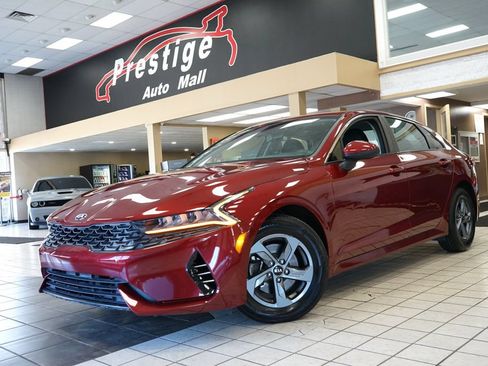 Used 2021 Kia K5 LX FWD image 14