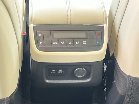 Used 2024 INFINITI QX60 Luxe FWD image 18