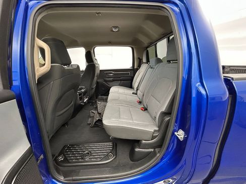 Used 2019 RAM 1500 Big Horn AWD/4WD image 39