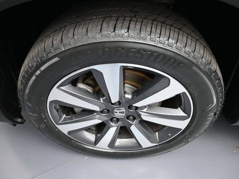 Certified 2023 Honda Pilot Touring image 14