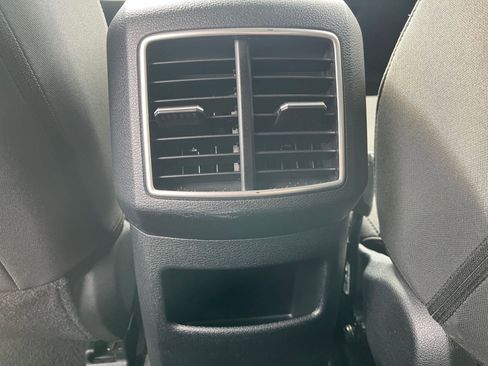 Used 2025 Kia Sportage LX image 23