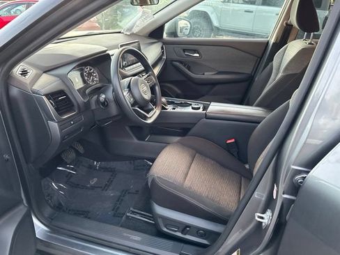 Used 2021 Nissan Rogue SV AWD/4WD image 11