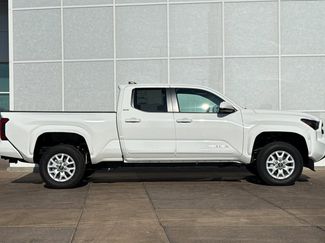 New 2026 Toyota Tacoma SR5 video 3