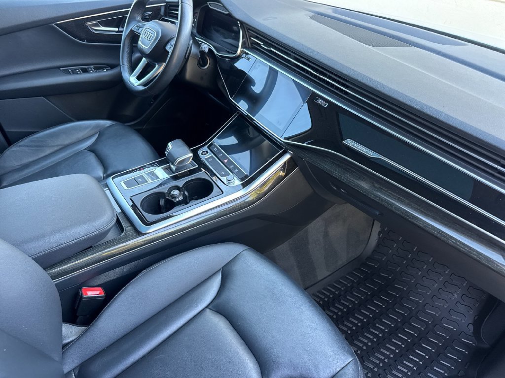 Used 2022 Audi Q7 3.0T Premium w/ Convenience Package AWD/4WD image 19