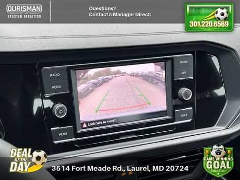 Used 2024 Volkswagen Jetta SE FWD image 12