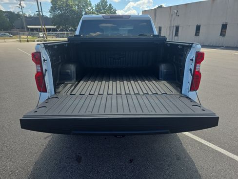 Used 2025 Chevrolet Silverado 1500 Custom Trail Boss AWD/4WD image 13