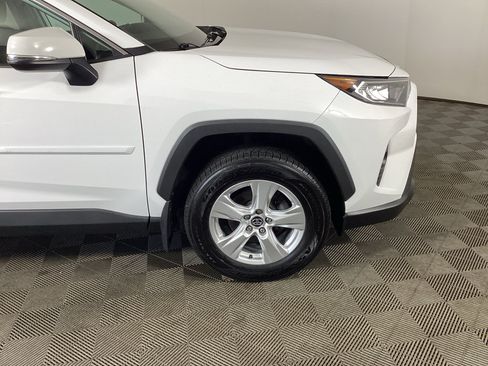 Used 2020 Toyota RAV4 XLE w/ Convenience Package AWD/4WD image 7