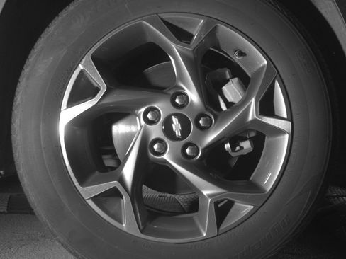 Used 2025 Chevrolet Trax LT image 13