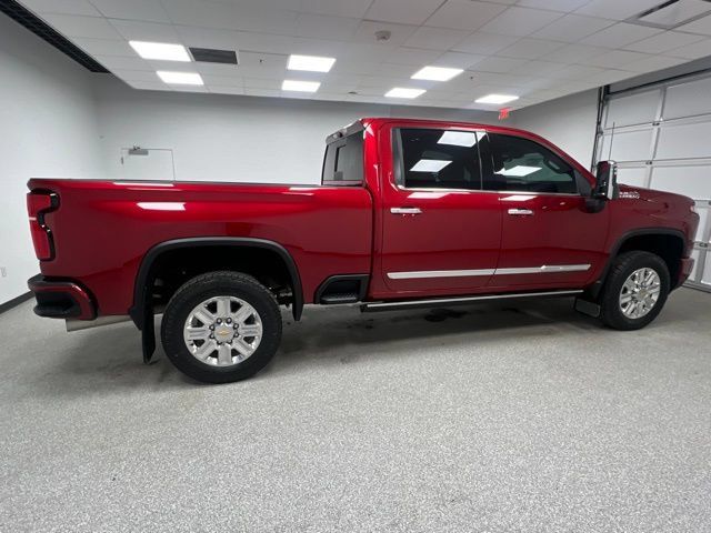 Used 2025 Chevrolet Silverado 3500 High Country w/ High Country Premium Package AWD/4WD image 11