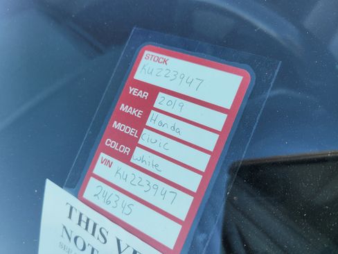 Used 2019 Honda Civic EX-L image 10