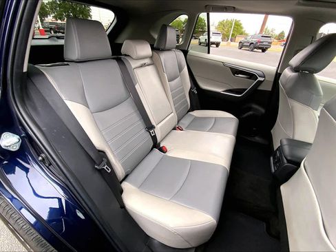 Used 2023 Toyota RAV4 XLE Premium FWD image 20