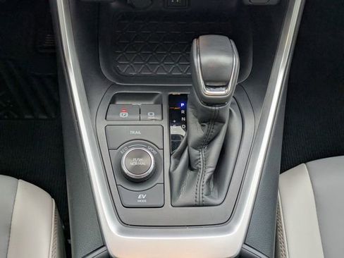 Certified 2024 Toyota RAV4 XLE Premium image 18