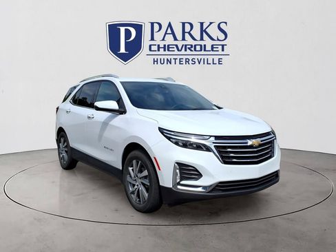 Used 2023 Chevrolet Equinox Premier w/ LPO, Floor Liner Package FWD image 1