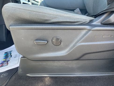 Used 2022 Ford F150 XLT w/ Trailer Tow Package AWD/4WD image 17