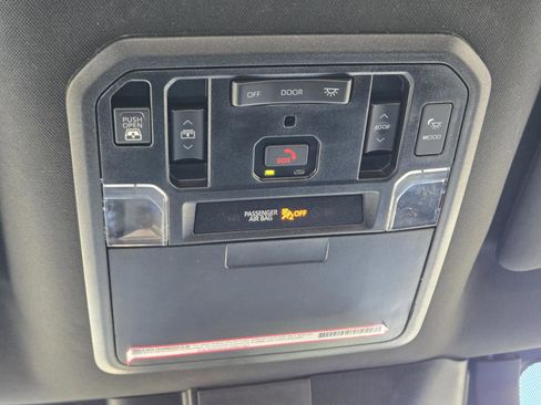 Used 2023 Toyota Tundra Platinum RWD image 32