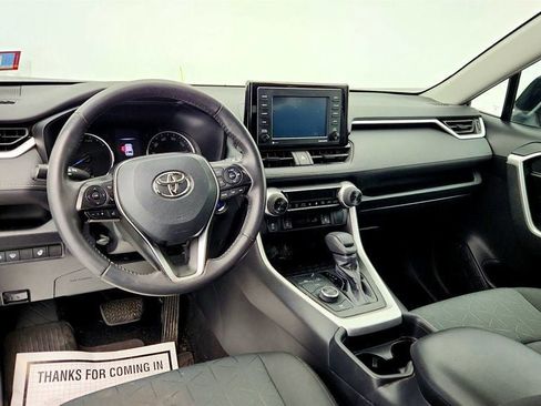 Used 2020 Toyota RAV4 XLE w/ XLE Grade Weather Package image 11