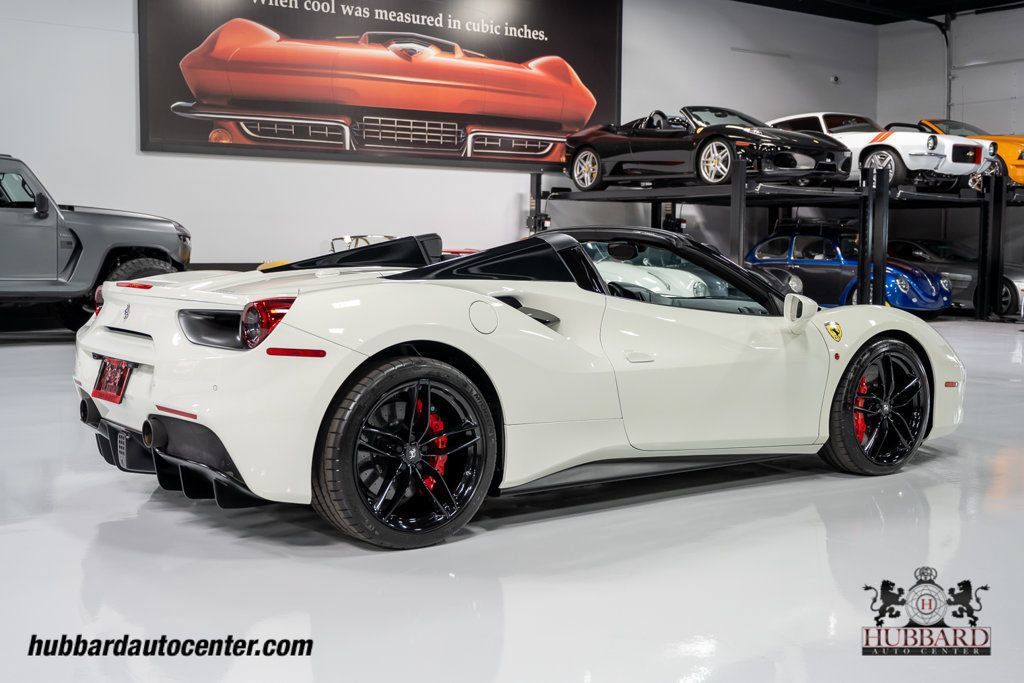 Used 2019 Ferrari 488 Spider RWD image 8