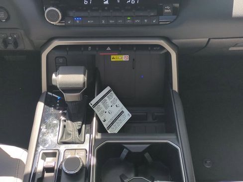 New 2026 Toyota Tundra Limited AWD/4WD image 23