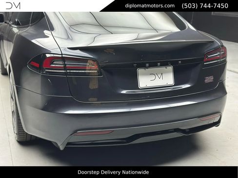 Used 2024 Tesla Model S Plaid image 15