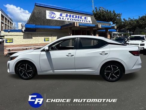 Used 2024 Nissan Sentra SV FWD image 3