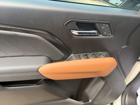 New 2026 GMC Canyon AT4 w/ Technology Plus Package AWD/4WD image 17