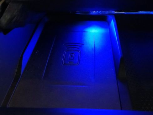 Used 2024 BMW X6 M60i w/ Dynamic Handling Package image 38