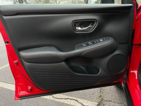 Certified 2025 Honda HR-V Sport image 23