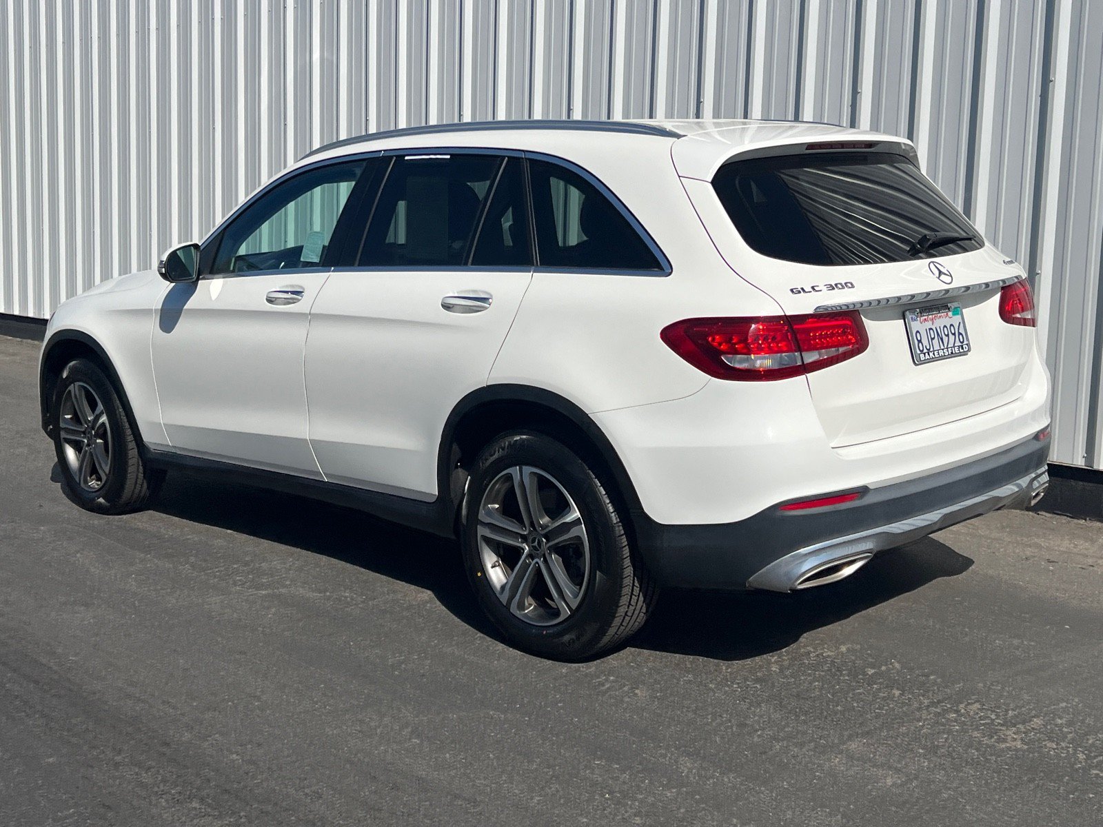Used 2019 Mercedes-Benz GLC 300 4MATIC image 4