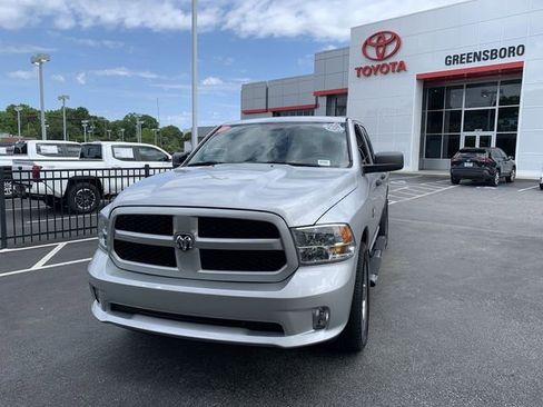 Used 2018 RAM 1500 Express RWD image 4