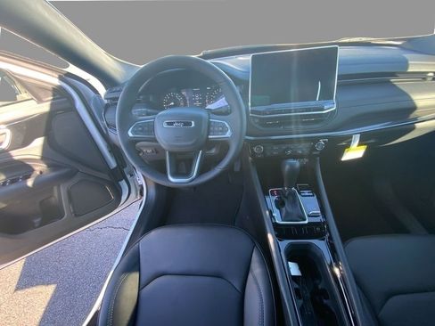 New 2026 Jeep Compass Limited image 19