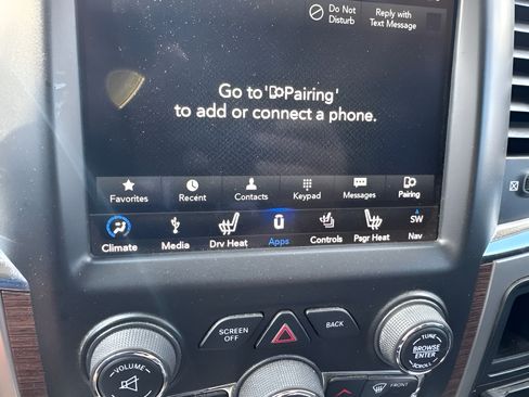Used 2018 RAM 2500 Laramie AWD/4WD image 9