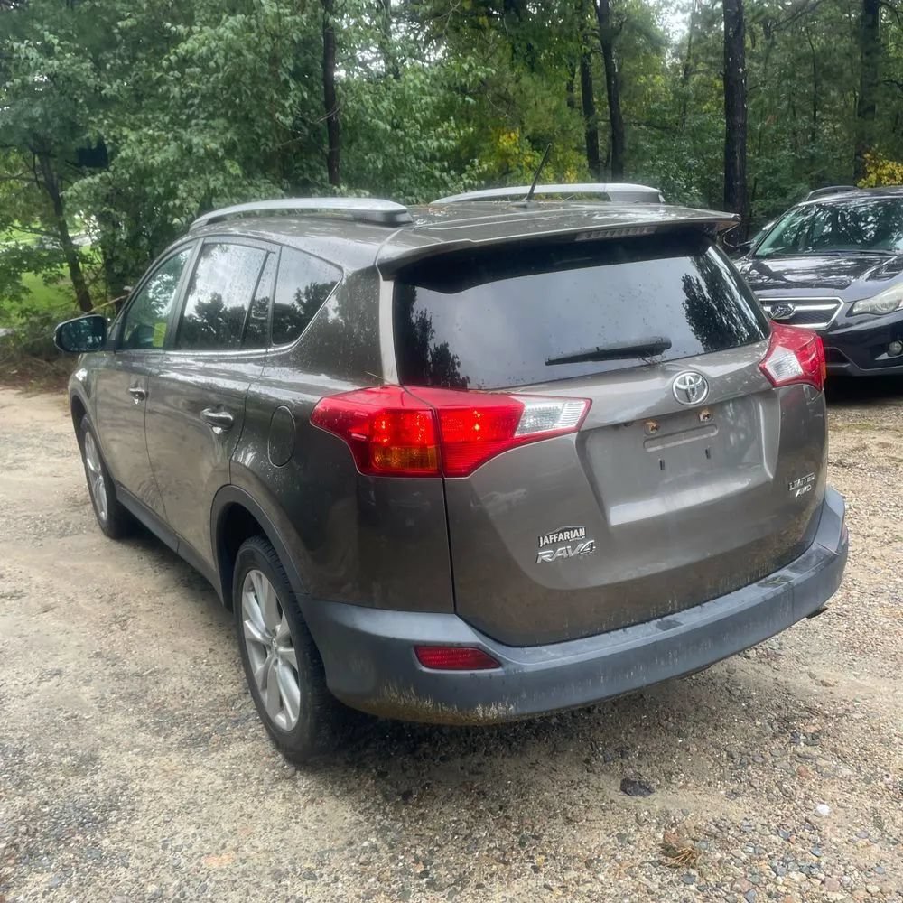 Used 2015 Toyota RAV4 Limited w/ Technology Package AWD/4WD image 5