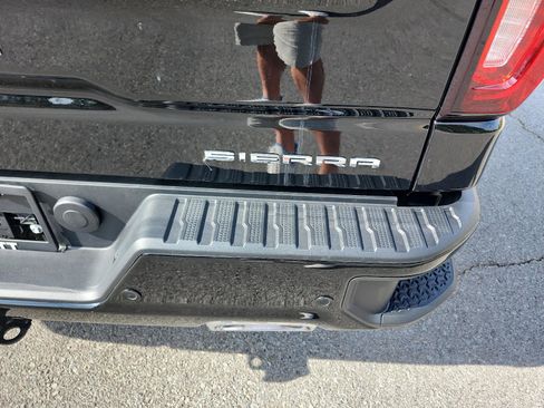 Certified 2025 GMC Sierra 1500 Denali w/ Denali Reserve Package image 5