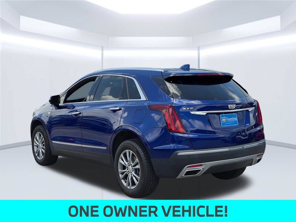 Used 2023 Cadillac XT5 Premium Luxury FWD image 4