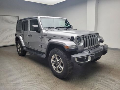 Used 2018 Jeep Wrangler Unlimited Sahara image 11