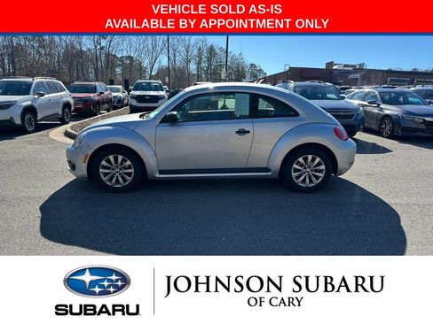Used 2014 Volkswagen Beetle 1.8T image 5