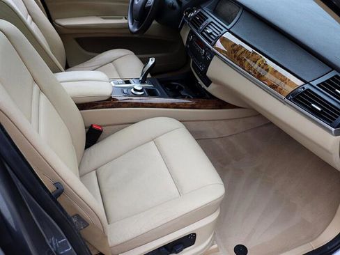 Used 2007 BMW X5 3.0si image 12
