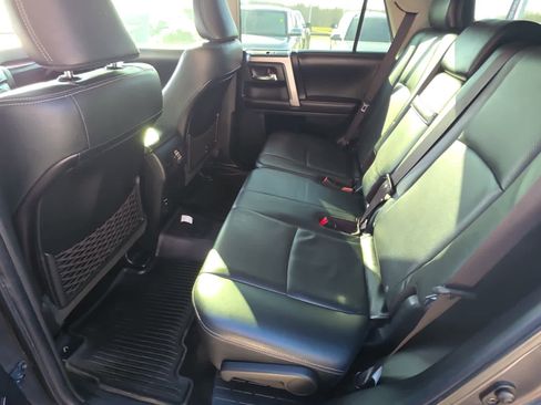 Used 2017 Toyota 4Runner Limited image 19