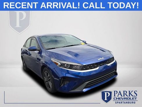 Used 2024 Kia Forte LXS w/ LXS Technology Package FWD image 1