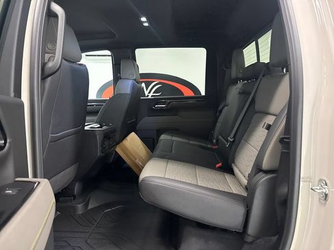 New 2026 Chevrolet Silverado 2500 ZR2 AWD/4WD image 13