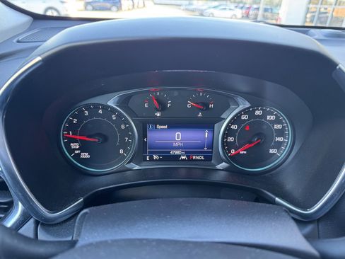 Used 2021 Chevrolet Equinox LT image 11