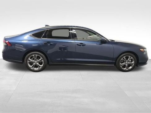 Certified 2024 Honda Accord EX image 18