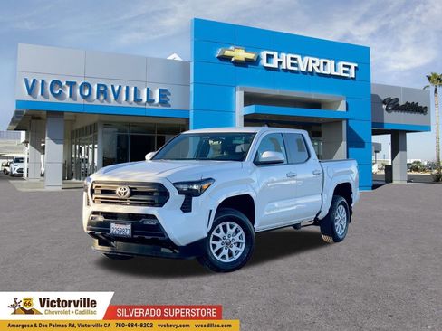 Used 2024 Toyota Tacoma SR5 image 1