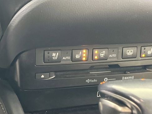 Used 2021 Lexus ES 300h Ultra Luxury w/ Accessory Package 2 image 21